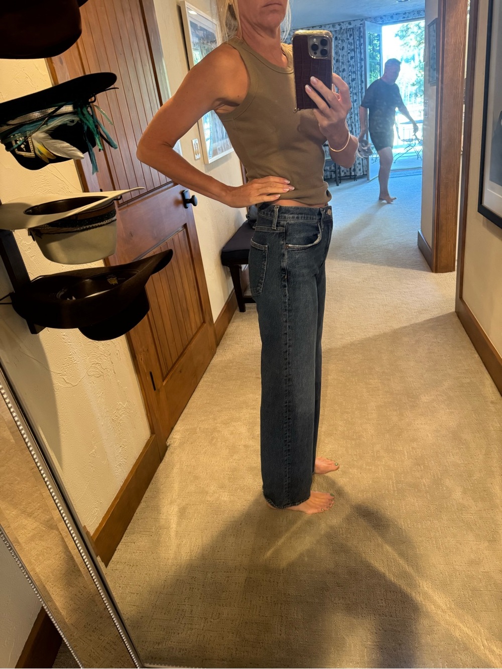 Agolde size 27 Women’s Straight-Leg Blue Jeans - Classic Denim - Picture 2 of 4